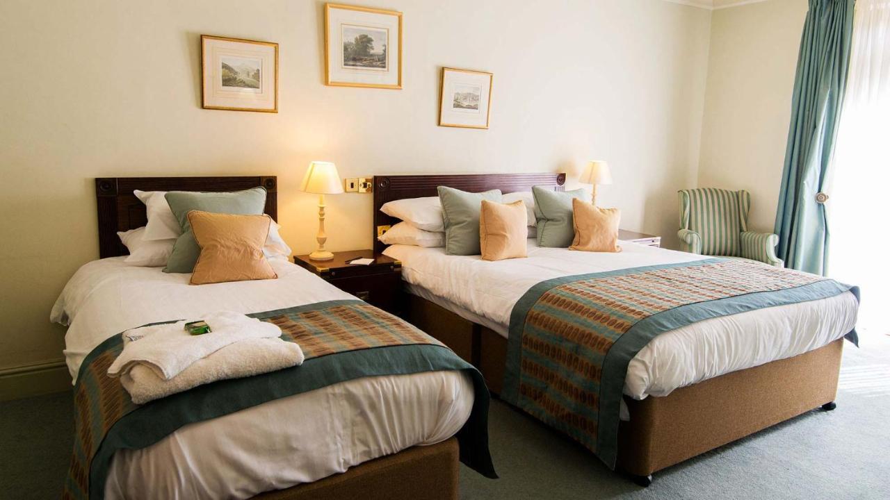 Seiont Manor Hotel Llanrug Room photo